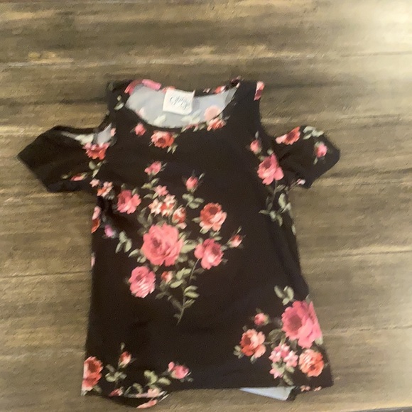 KIDS BUNDLE!!! - Picture 2 of 6